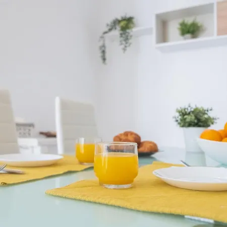 Acogedor Con Parque Infantil Apartment