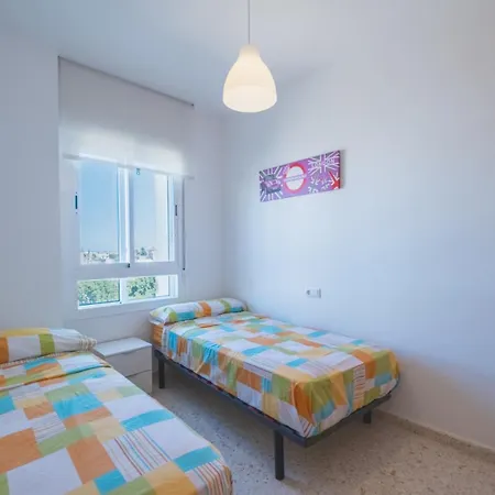 Acogedor Con Parque Infantil