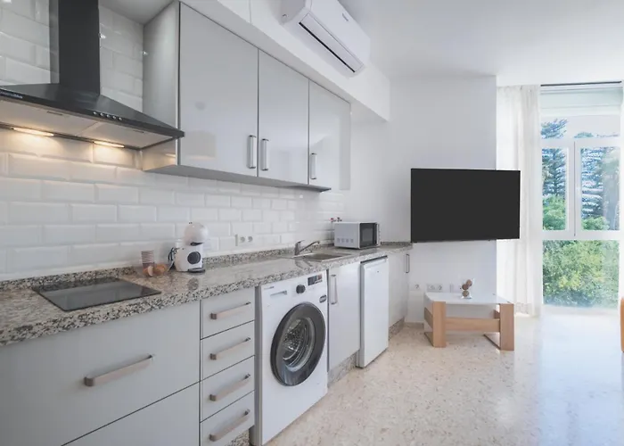 Acogedor Con Parque Infantil